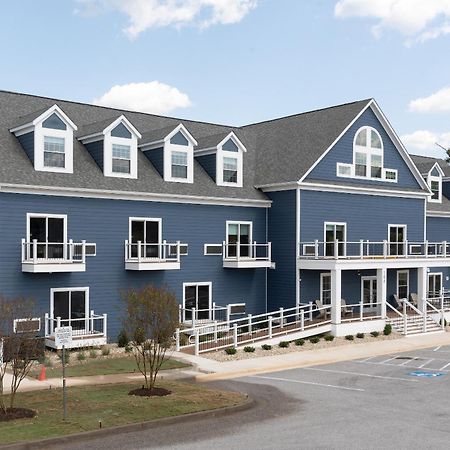 Boardwalk Hotel On Lake Anna By Kasa Mineral Kültér fotó